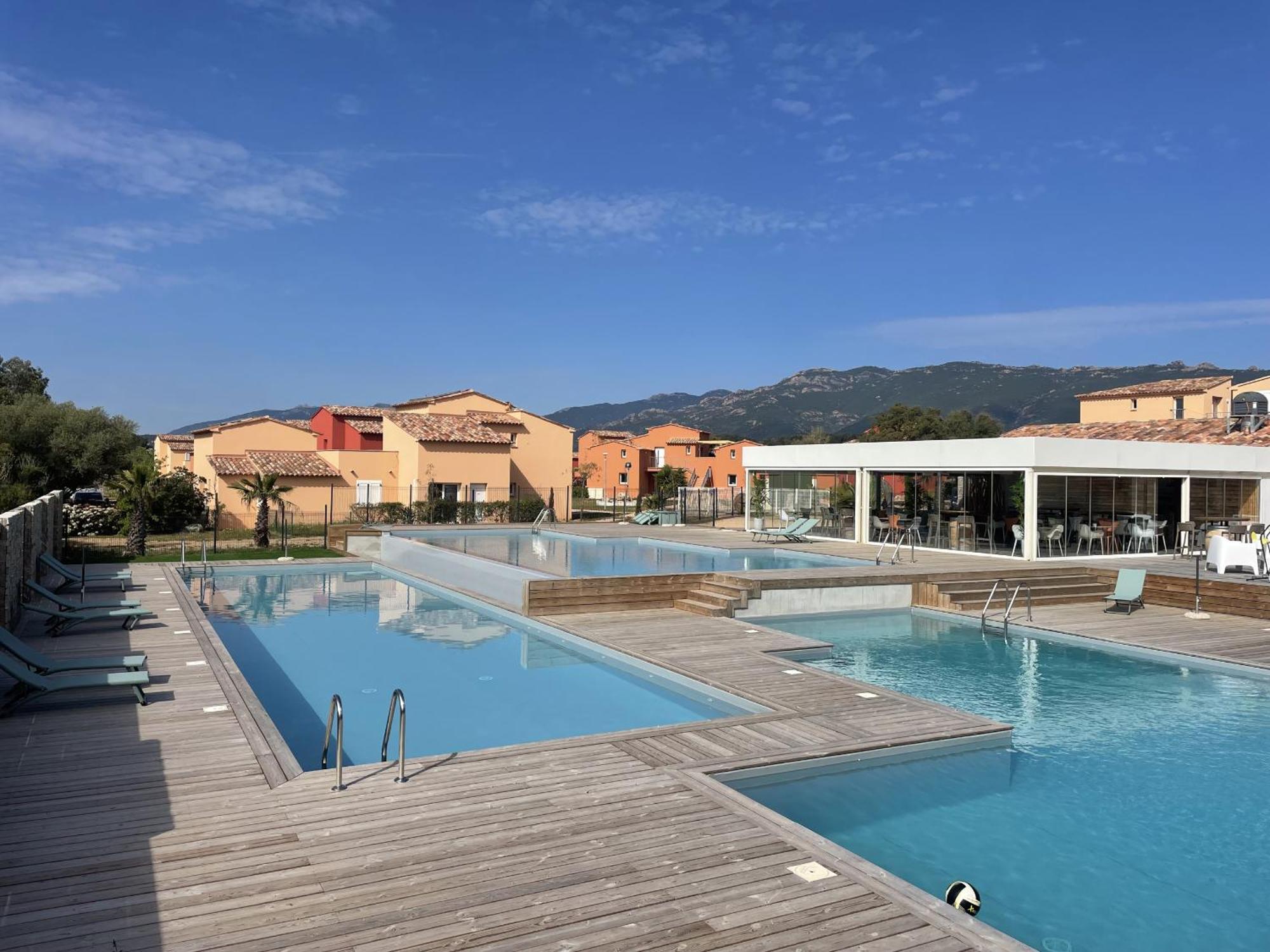Residence Hoteliere Les Hameaux De Saint Cyprien Appartement 35 M2 1 Chambre Lecci Exterior foto