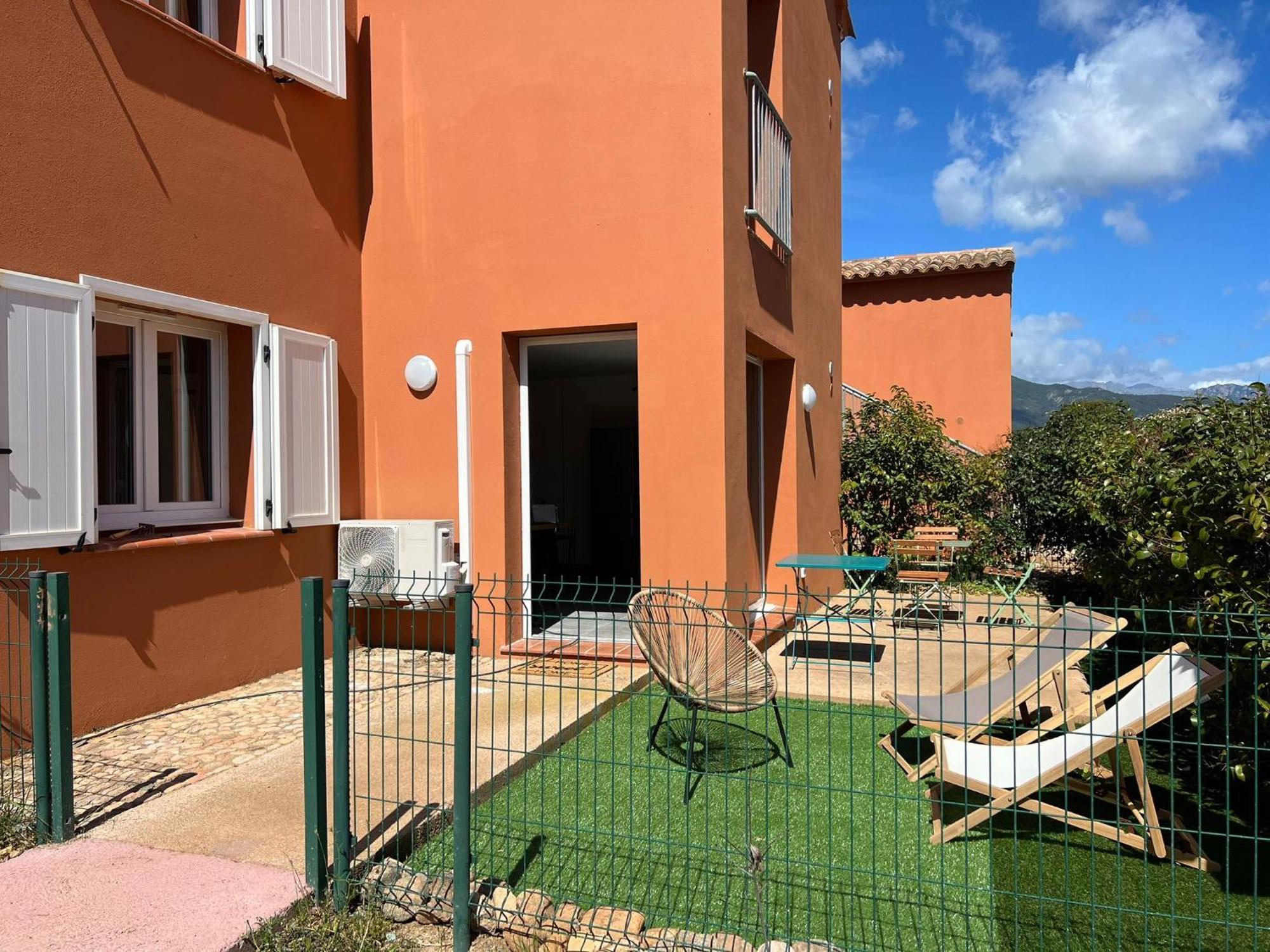 Residence Hoteliere Les Hameaux De Saint Cyprien Appartement 35 M2 1 Chambre Lecci Exterior foto