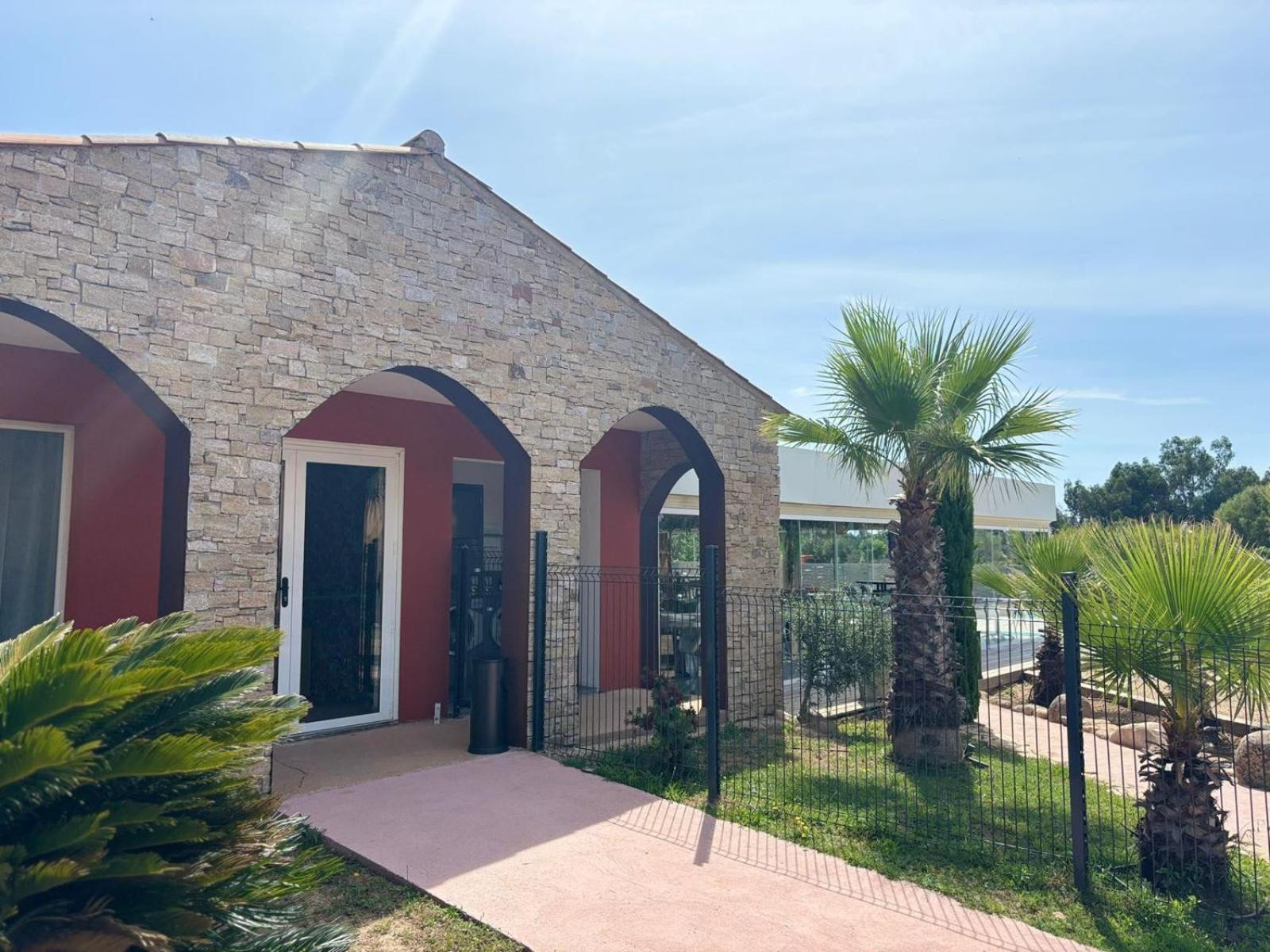 Residence Hoteliere Les Hameaux De Saint Cyprien Appartement 35 M2 1 Chambre Lecci Exterior foto